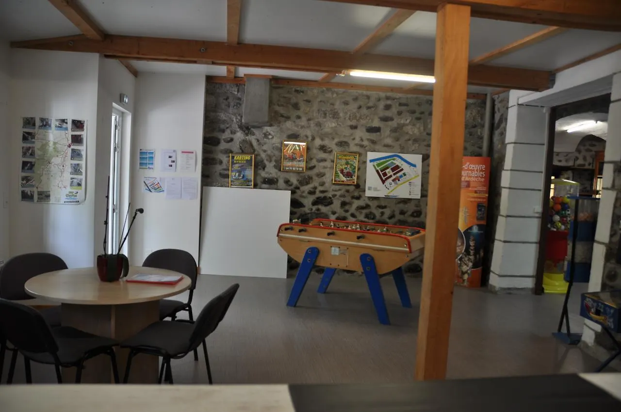 Les Rives D'Auzon Hotel Lavilledieu  Campsite