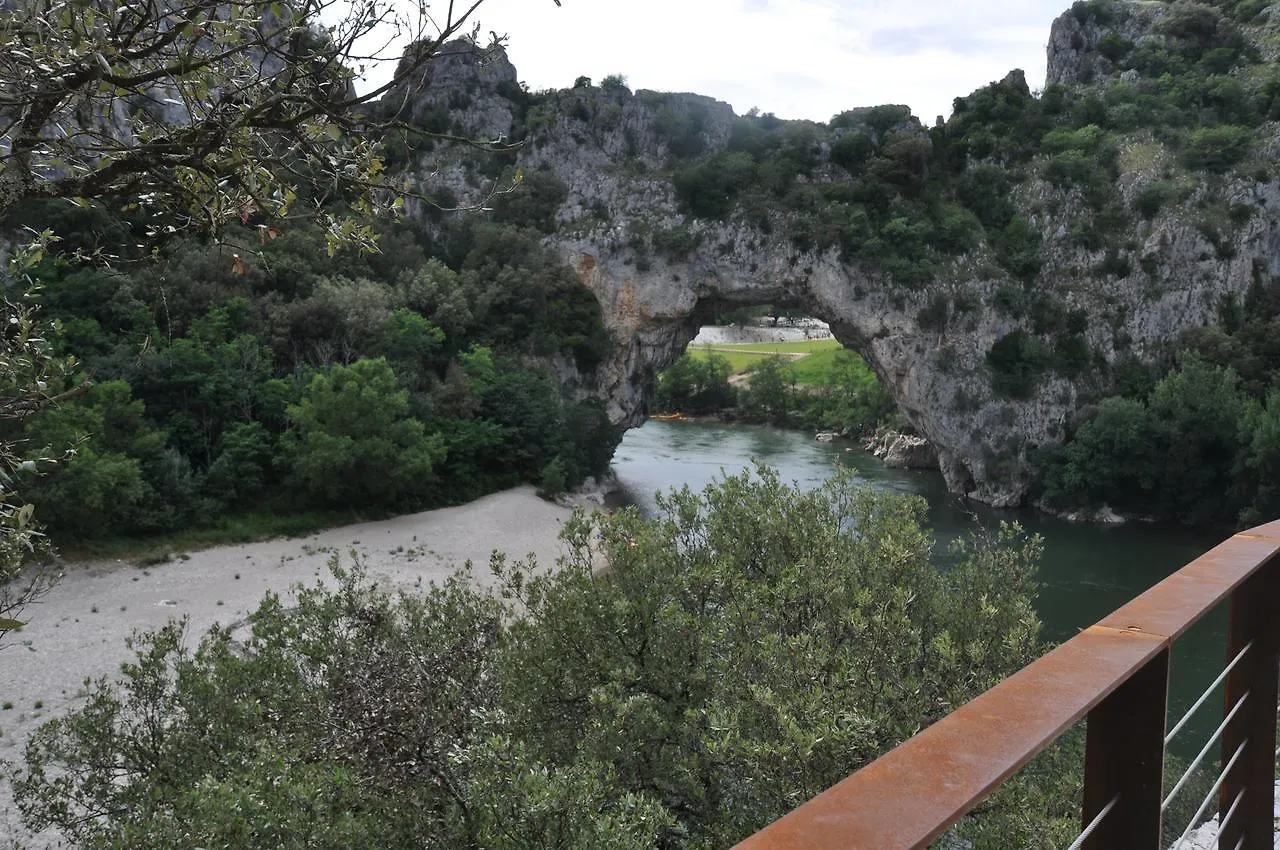 Les Rives D'Auzon Hotel Lavilledieu  France